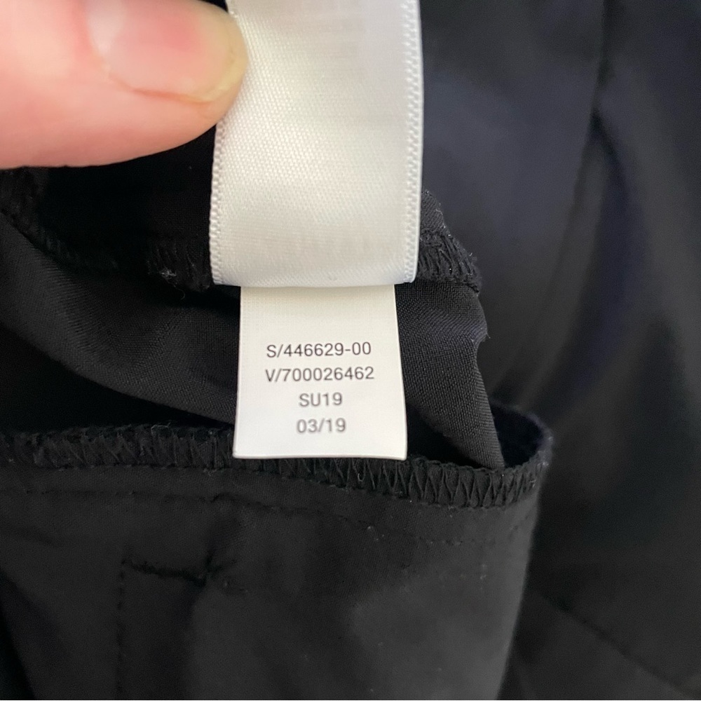 Athleta Black 9” Tribeca Bermuda Shorts Women’s Size 4 - Picture 10 of 10